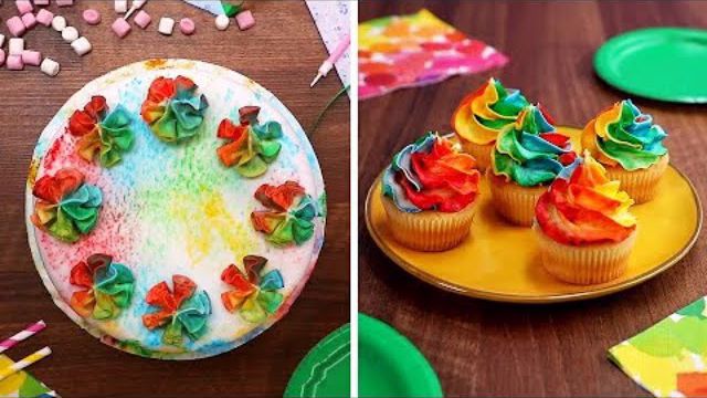 ۱۷ ترفند رنگارنگ برای تزیین کیک خانگی